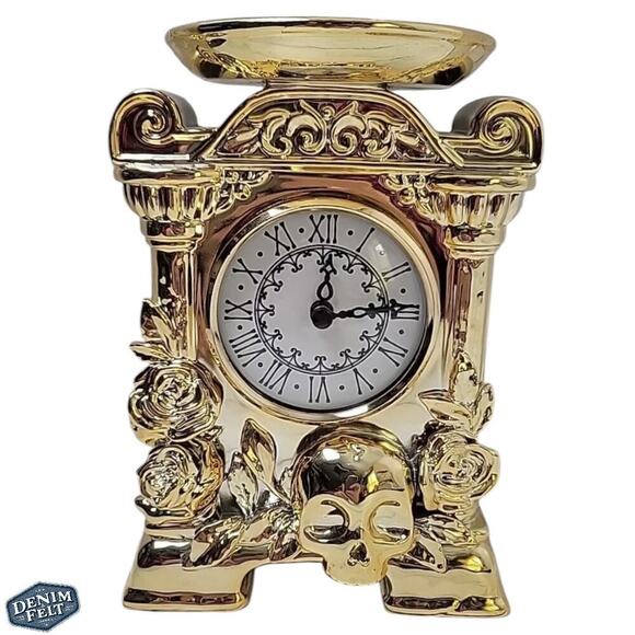 Bath & Body Works Halloween Glow In The Dark Skull & Rose Clock/Candle Pedestal - Picture 5 of 13